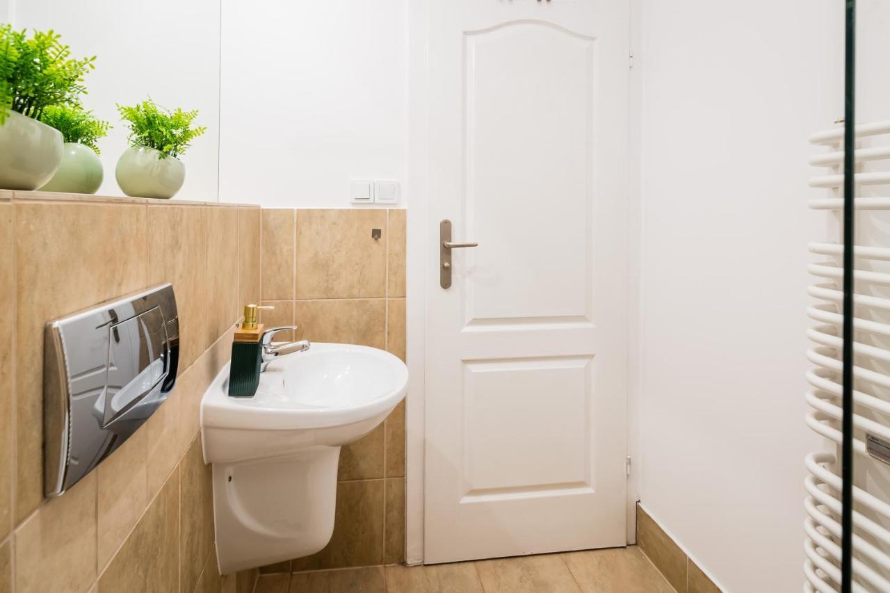 Royal City Apartment 2 Краків Екстер'єр фото